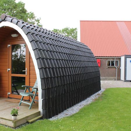 Camping Pod: Lyts Dekema 2 Baard Dış mekan fotoğraf